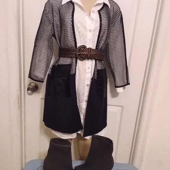 Belt - Picture 5 of 16